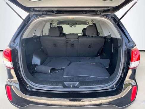 Used 2014 Kia Sorento LX FWD image 22