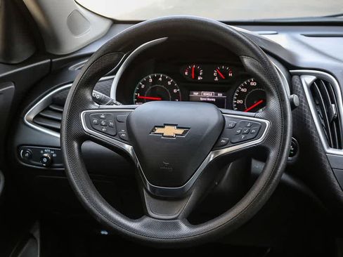 Used 2023 Chevrolet Malibu LT image 15