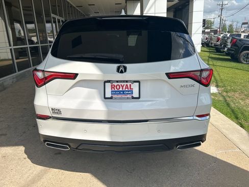 Used 2023 Acura MDX FWD w/ Technology Package image 6