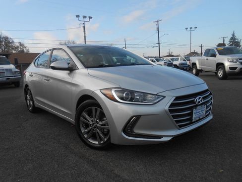 Used 2018 Hyundai Elantra Value Edition image 1