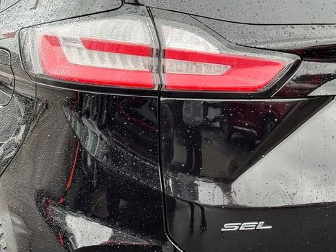 Certified 2023 Ford Edge SEL w/ Sport Appearance Package AWD/4WD image 29