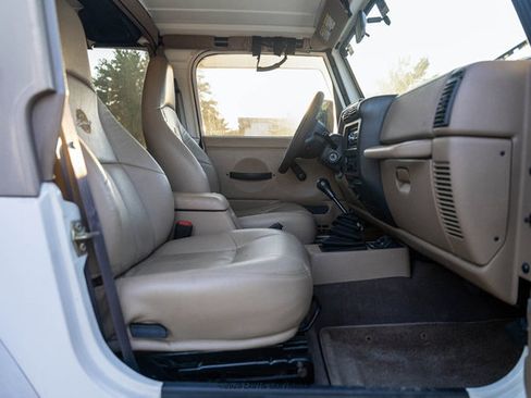 Used 2000 Jeep Wrangler Sahara AWD/4WD image 58