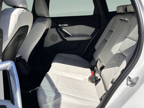 Used 2026 BMW X1 xDrive28i w/ Technology Package image 23