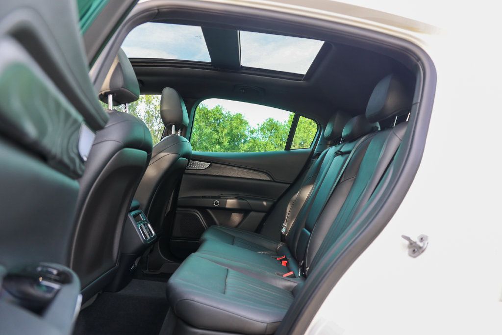 Used 2024 Maserati Grecale Modena AWD/4WD image 38