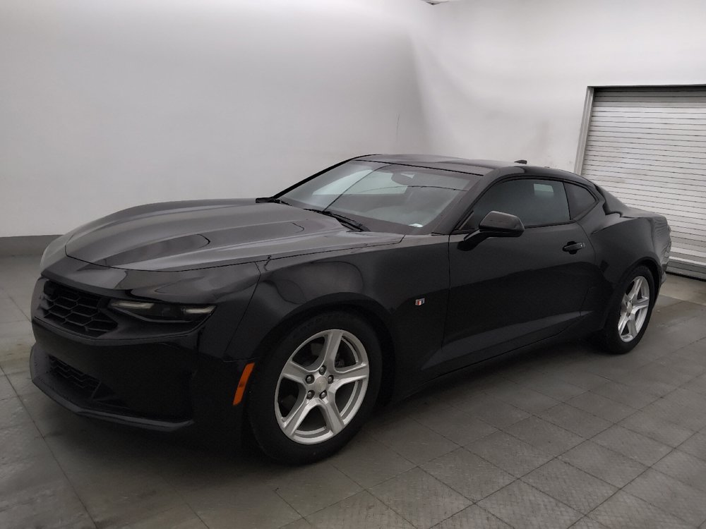 Used 2019 Chevrolet Camaro LT RWD image 2