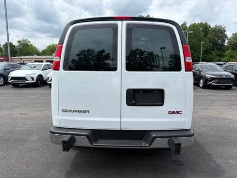 Used 2024 GMC Savana 2500 w/ Driver Convenience Package RWD image 4
