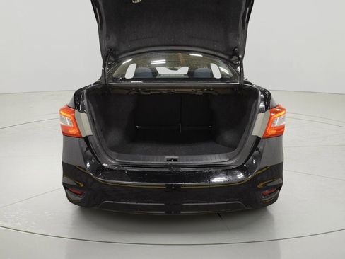 Used 2017 Nissan Sentra SV image 11