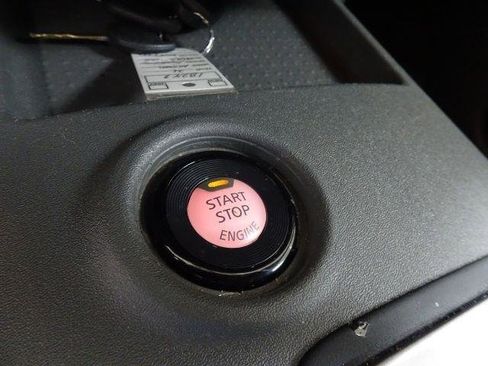 Used 2021 Nissan Frontier S image 33