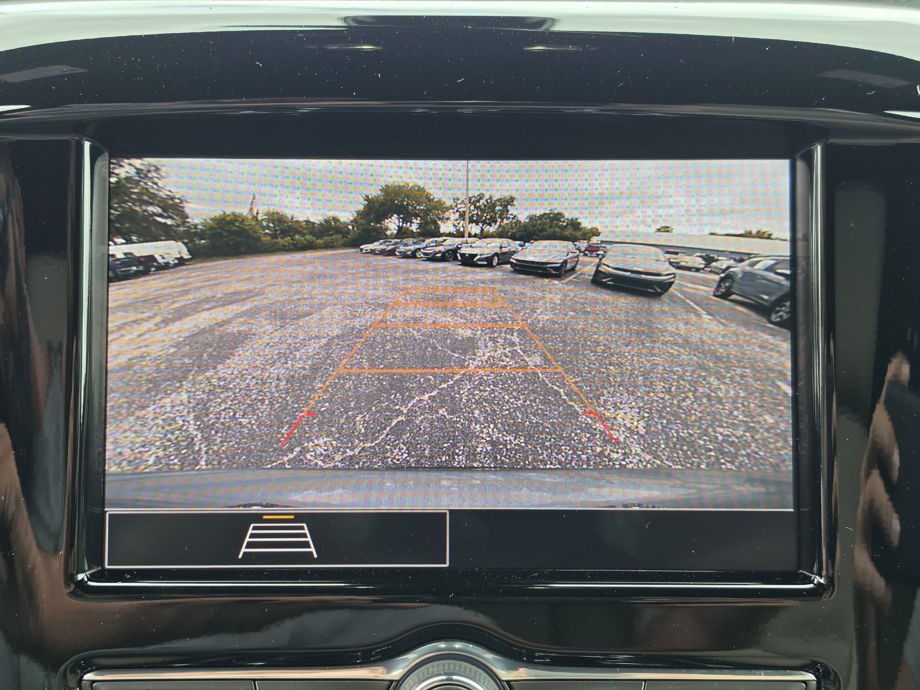 Used 2023 Chevrolet Traverse LS w/ Safety Package FWD image 27