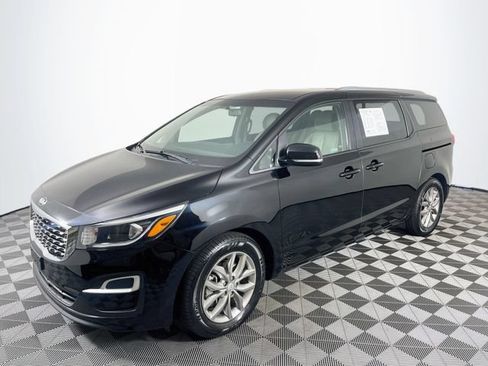 Used 2019 Kia Sedona EX FWD image 4