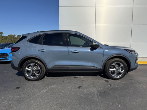 New 2026 Ford Escape ST-Line w/ Tech Pack #1 AWD/4WD image 3