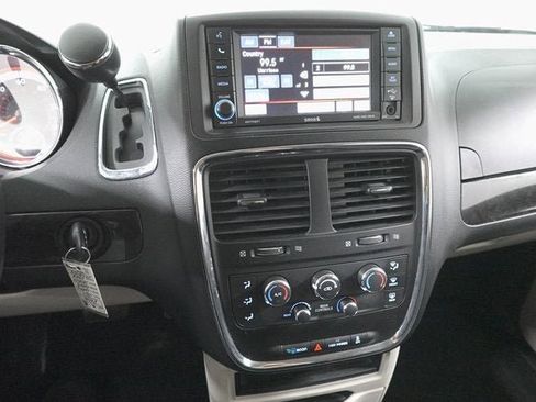 Used 2017 Dodge Grand Caravan SE w/ Power Window Group image 16