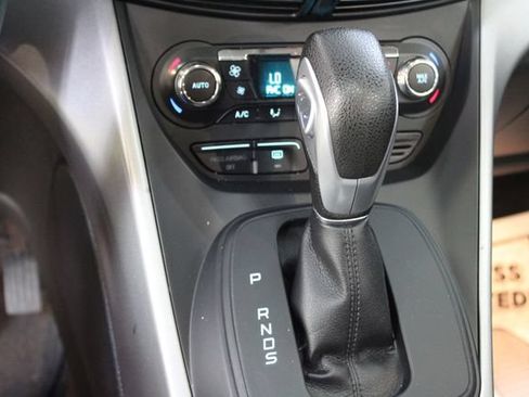Used 2014 Ford Escape SE w/ Equipment Group 201A FWD image 22