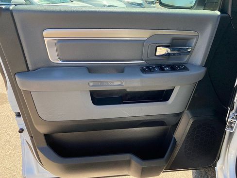 Used 2017 RAM 1500 Big Horn image 9