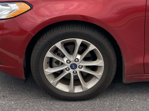 Used 2020 Ford Fusion SE image 8