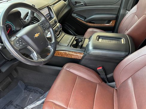 Used 2020 Chevrolet Tahoe Premier w/ Premier Plus Edition AWD/4WD image 10