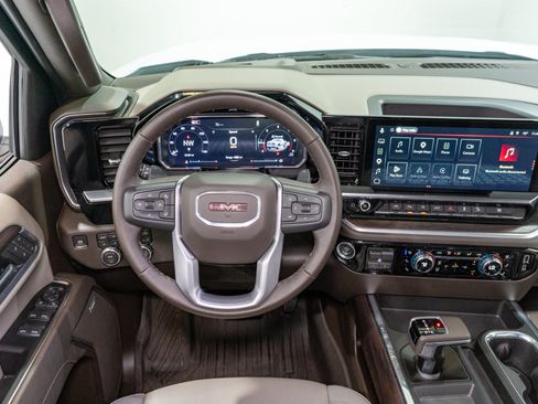 Used 2026 GMC Sierra 1500 SLT AWD/4WD image 13
