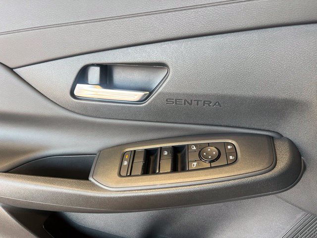 Certified 2026 Nissan Sentra SV w/ SV Convenience Package FWD image 7