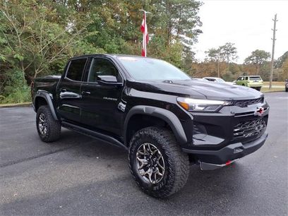 Used 2024 Chevrolet Colorado ZR2 w/ Technology Package