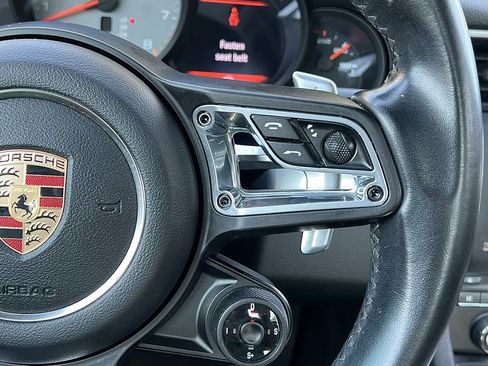 Used 2017 Porsche 911 Targa 4S image 38