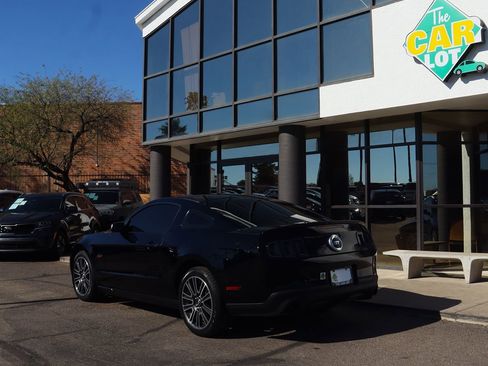 Used 2011 Ford Mustang GT Premium w/ Comfort Pkg image 9