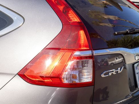 Used 2016 Honda CR-V LX image 12