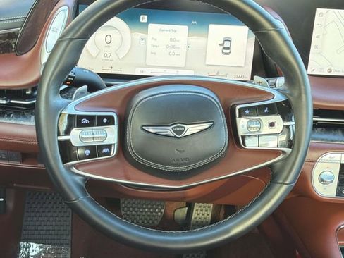 Used 2023 Genesis G90 3.5T image 10