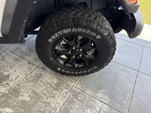 Used 2022 Jeep Wrangler Unlimited Sport AWD/4WD image 13