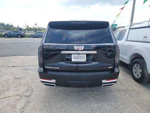 Used 2026 Cadillac Escalade 4WD image 6