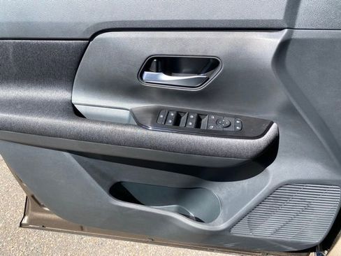 New 2026 Nissan Kicks SV w/ Cold Weather Package image 13