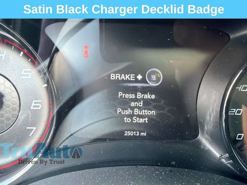 Used 2023 Dodge Charger R/T w/ Blacktop Package RWD image 10