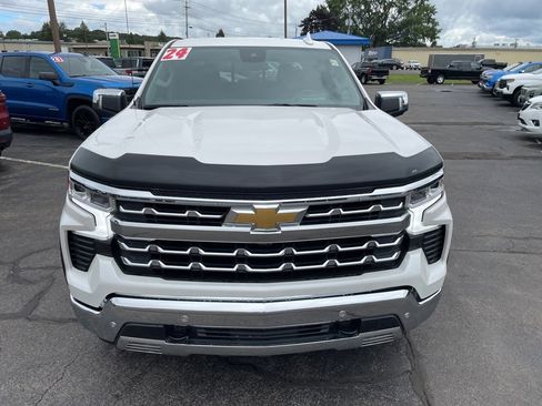 Used 2024 Chevrolet Silverado 1500 LTZ w/ Technology Package image 16