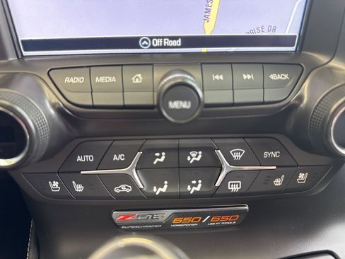 Used 2017 Chevrolet Corvette Z06 image 23