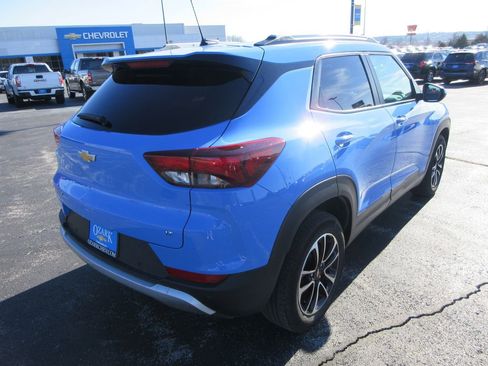 Certified 2024 Chevrolet TrailBlazer LT w/ Driver Confidence Package image 5