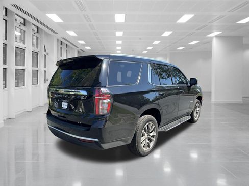 Used 2024 Chevrolet Tahoe LT w/ LT Signature Plus Package RWD image 5