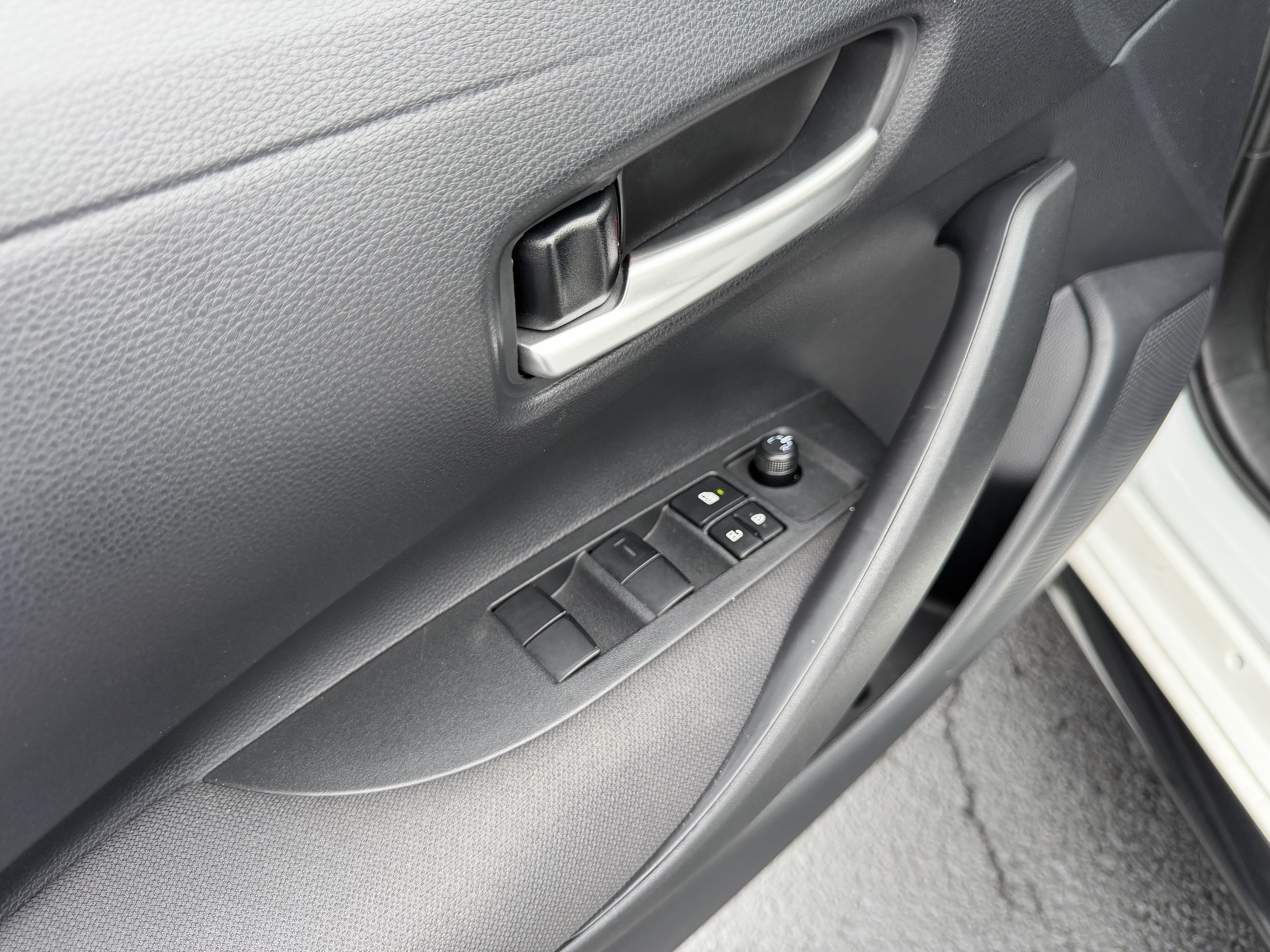 Certified 2026 Toyota Corolla SE FWD image 21