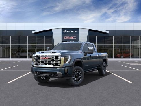 New 2025 GMC Sierra 2500 Denali w/ Denali Reserve Package image 8