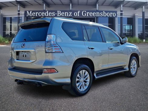 Used 2023 Lexus GX 460 Premium image 4