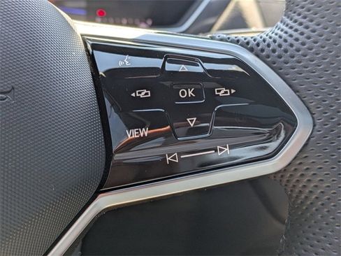 Used 2024 Volkswagen Tiguan SE R-Line image 28