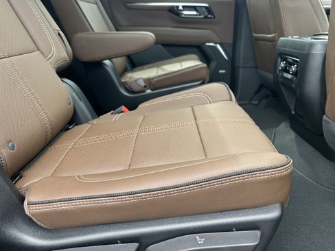 New 2026 Chevrolet Tahoe High Country image 17