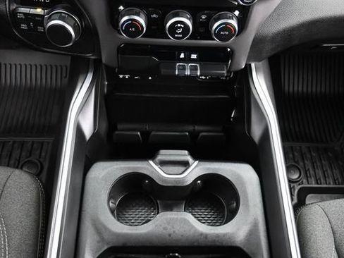 Used 2019 RAM 1500 Big Horn AWD/4WD image 22