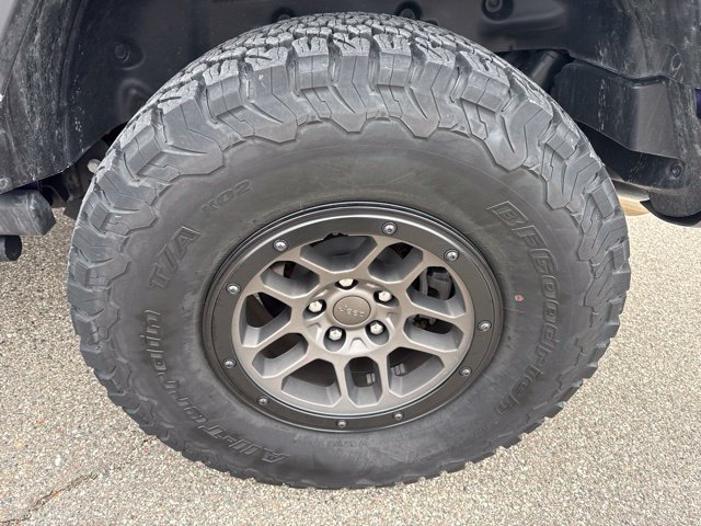 Used 2023 Jeep Wrangler Unlimited Rubicon 392 w/ Xtreme Recon 35" Tire Package AWD/4WD image 4