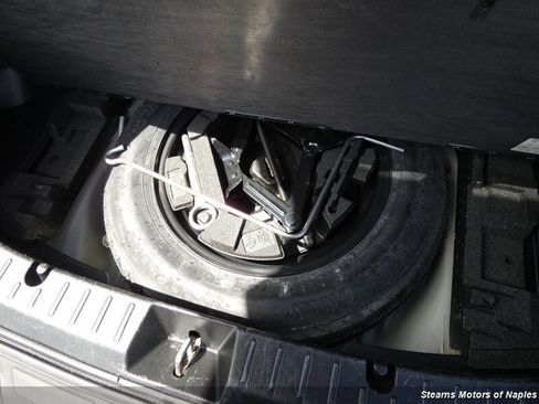 Used 2014 Subaru Crosstrek 2.0i Premium image 16