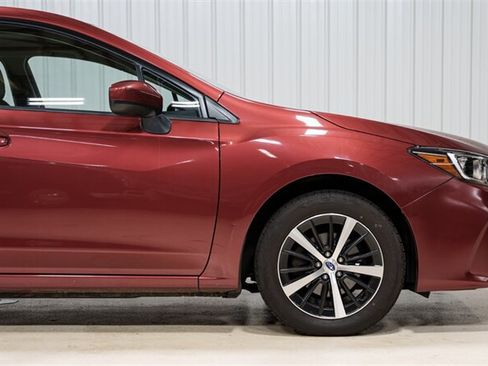 Used 2019 Subaru Impreza 2.0i Premium AWD/4WD image 18