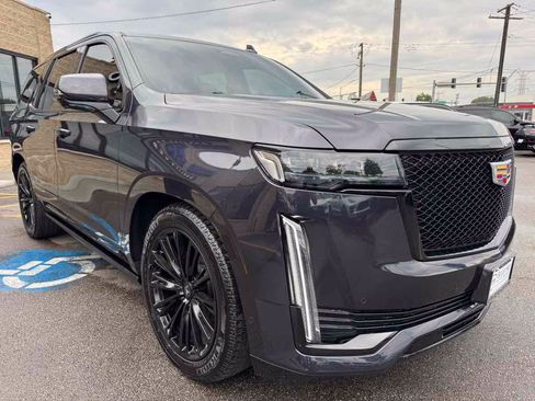 Used 2022 Cadillac Escalade Sport w/ Touring Package AWD/4WD image 3