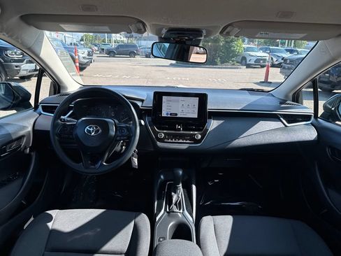 Used 2024 Toyota Corolla LE FWD image 10