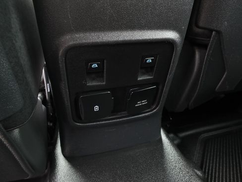 Used 2023 Ford Bronco Big Bend w/ Sasquatch Package AWD/4WD image 16