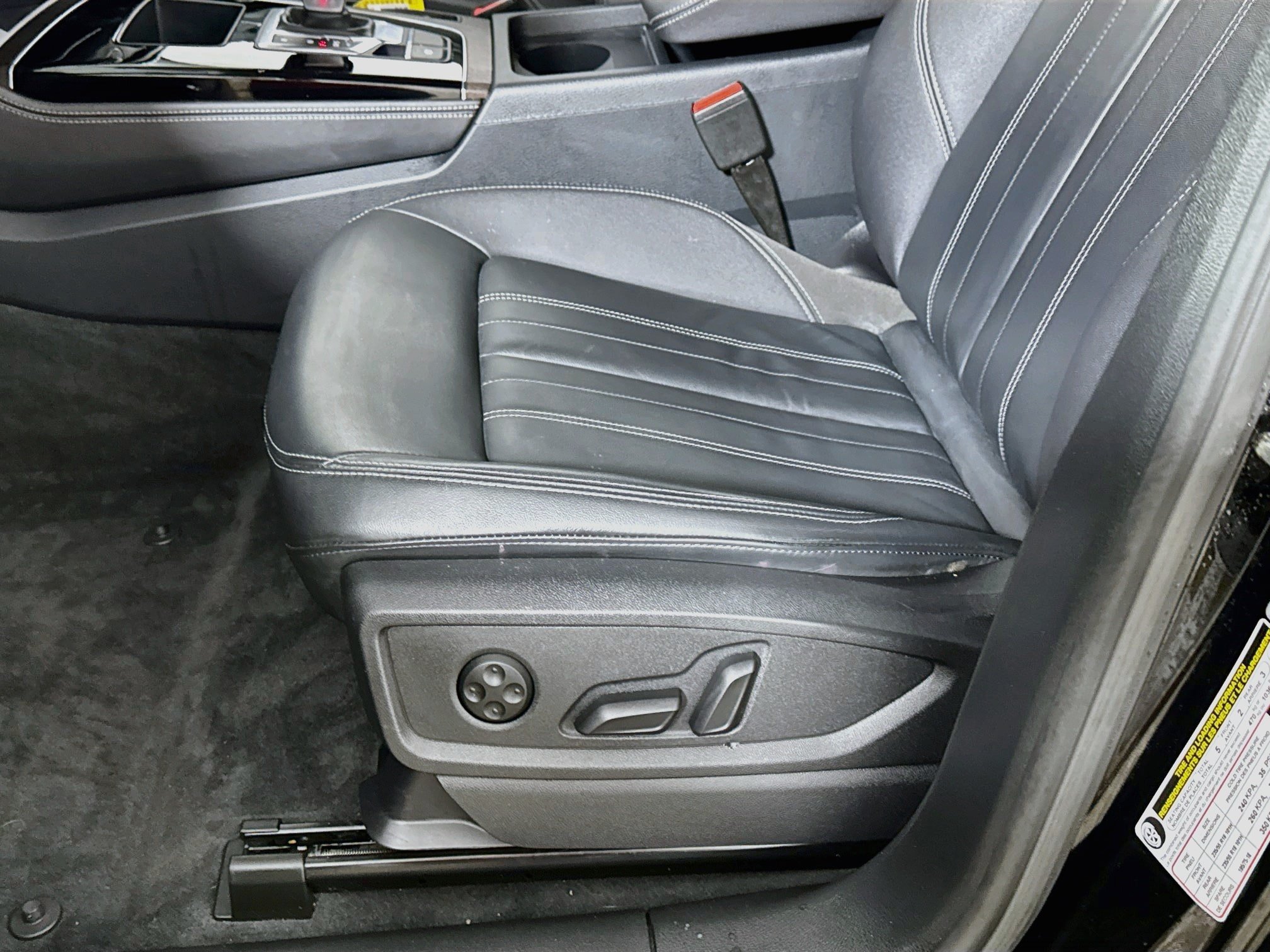 Used 2023 Audi Q5 2.0T Premium Plus w/ Premium Plus Package AWD/4WD image 22