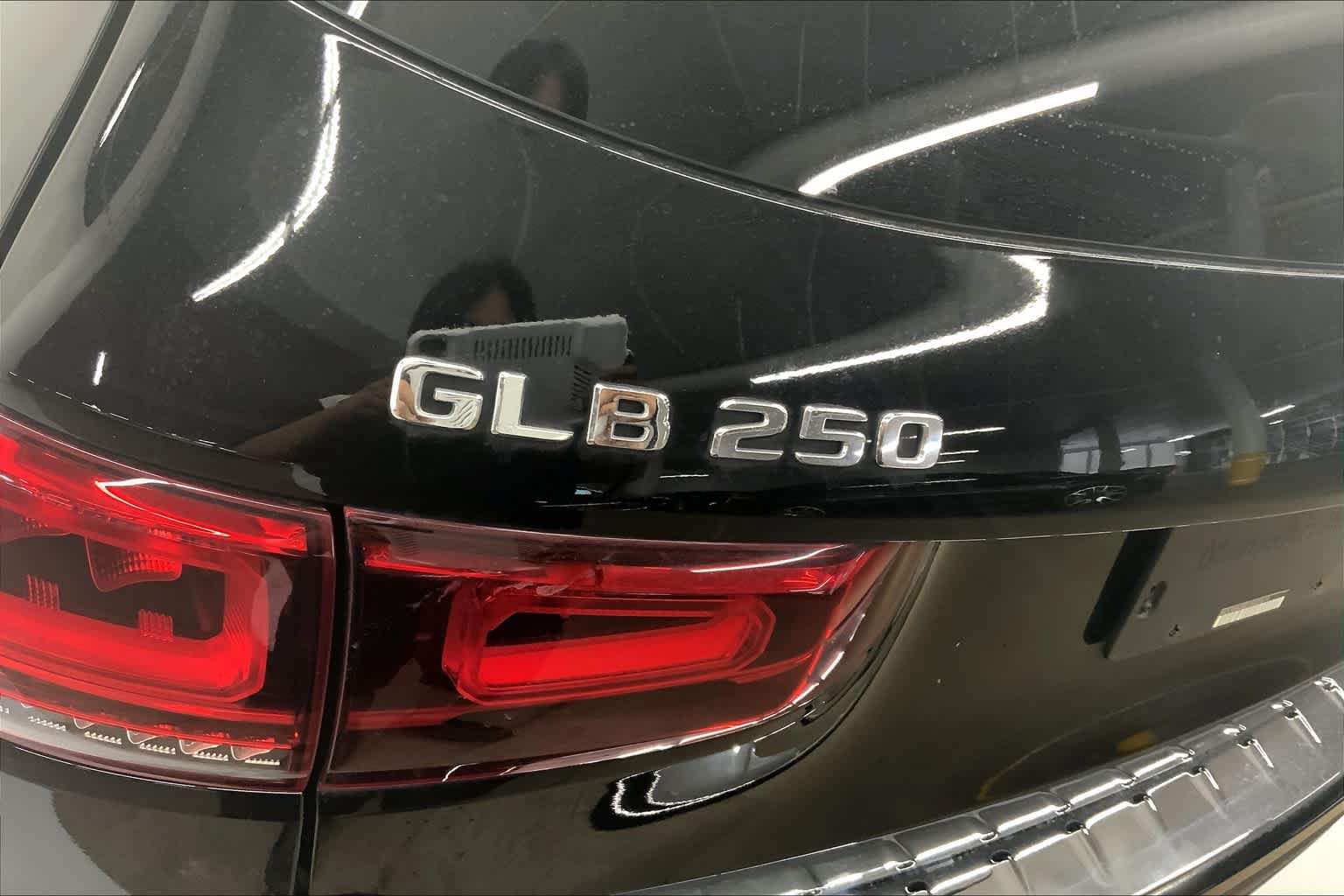 Used 2020 Mercedes-Benz GLB 250 image 8