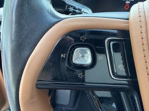 Used 2023 Lincoln Aviator Black Label AWD/4WD image 30